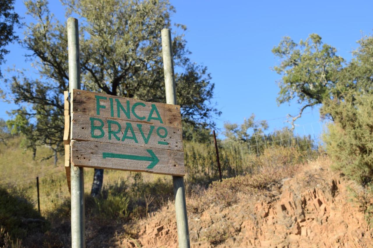 Finca Bravo Cortegana Exteriör bild